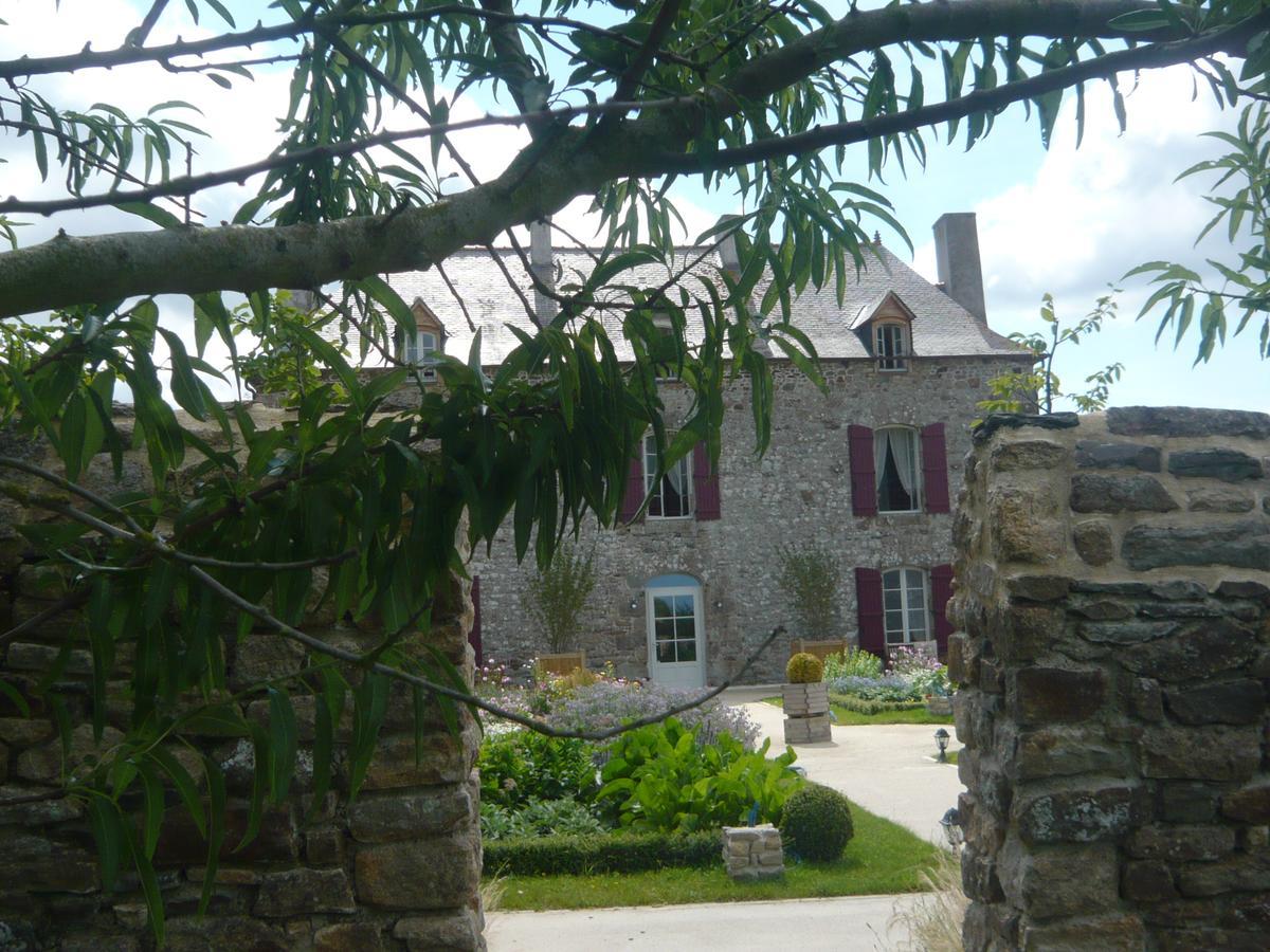 Jardin Des Simples Hotel Mont-Dol Bagian luar foto